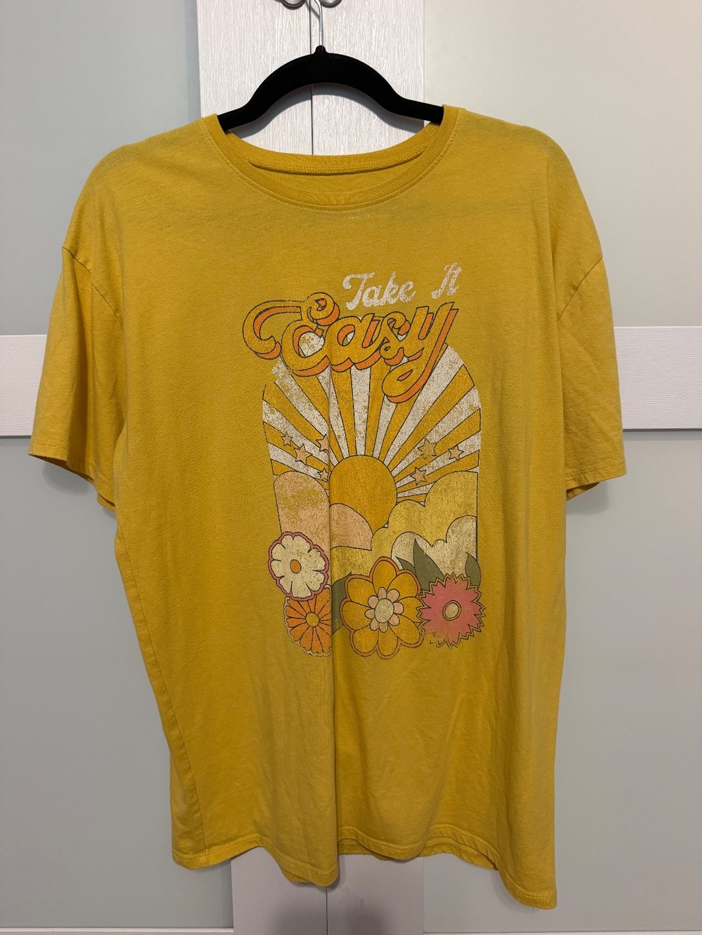 Grayson Threads Take It Easy Graphic T-Shirt Small